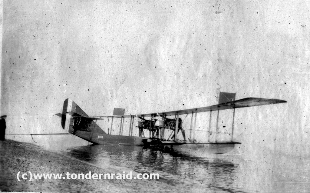 Felixstowe F2c after ditching Felixstowe F2c after ditching